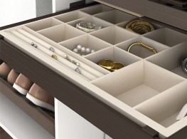 Organizer drawer 